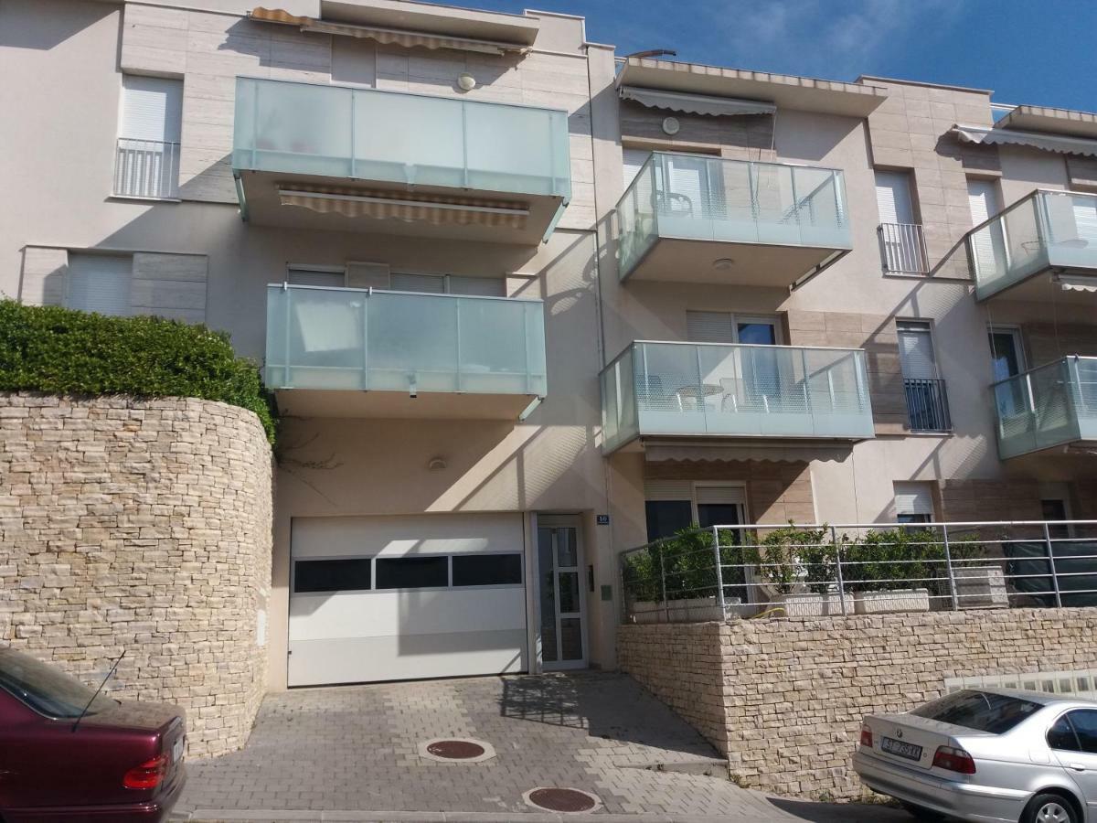 Apartment Maslina Спліт Екстер'єр фото
